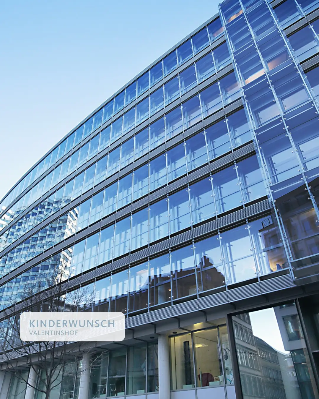Entdecken Sie im Valentinshof in Hamburg eine Ort der Hoffnung und Unterstützung auf Ihrem Weg zum Wunschkind. 

Unser Team aus renommierten Fachärzten setzt auf eine individuelle und ganzheitliche Herangehensweise, um Ihren Traum von der Elternschaft zu erfüllen. Lassen Sie uns gemeinsam den ersten Schritt gehen – kontaktieren Sie uns für eine persönliche Beratung.

#kinderwunsch #kinderwunschhamburg #hamburg #hormone #hormongesundheit #kiwuverbindet #frausein